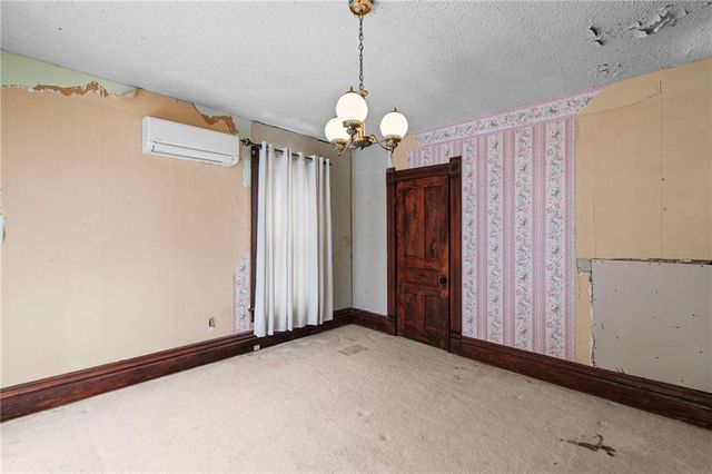 413 S Orchard Street, Clinton, MO 64735