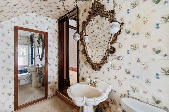 413 S Orchard Street, Clinton, MO 64735