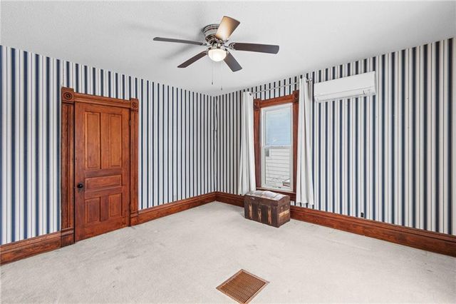 413 S Orchard Street, Clinton, MO 64735