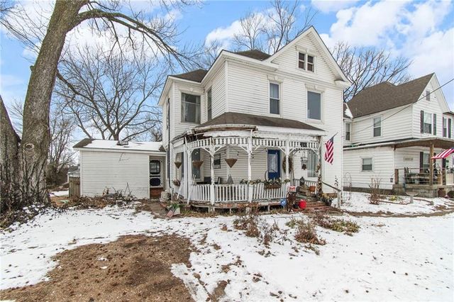 413 S Orchard Street, Clinton, MO 64735