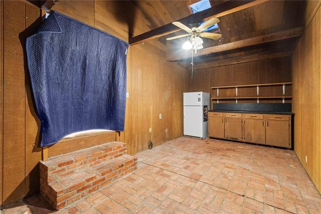 413 S Orchard Street, Clinton, MO 64735