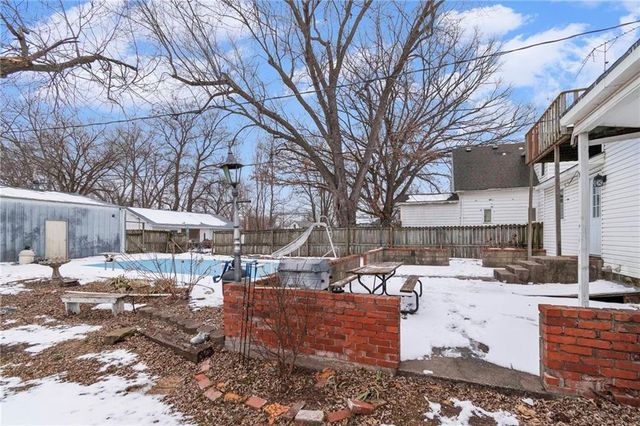 413 S Orchard Street, Clinton, MO 64735