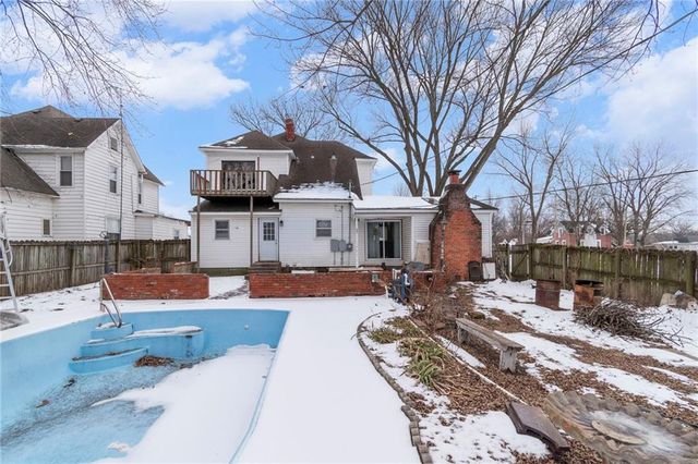 413 S Orchard Street, Clinton, MO 64735