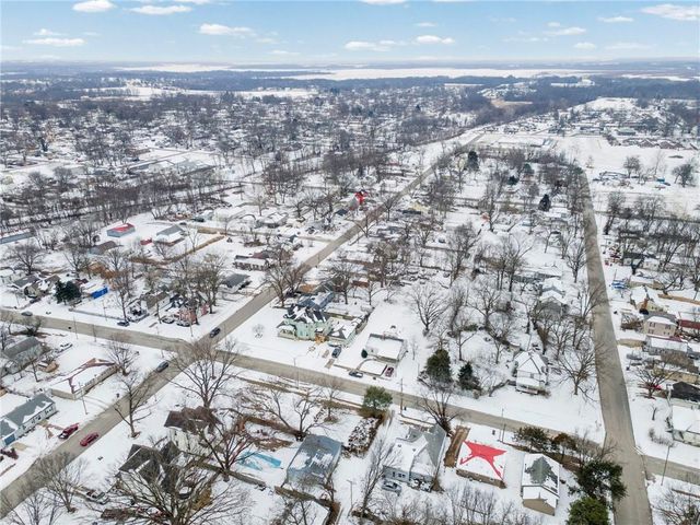 413 S Orchard Street, Clinton, MO 64735