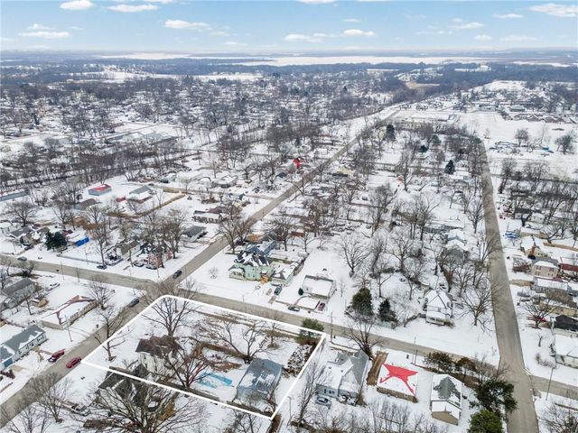 413 S Orchard Street, Clinton, MO 64735