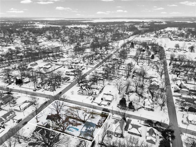 413 S Orchard Street, Clinton, MO 64735