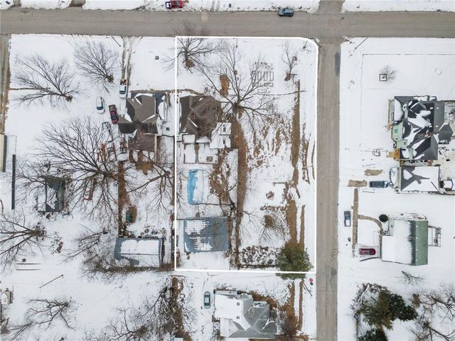 413 S Orchard Street, Clinton, MO 64735