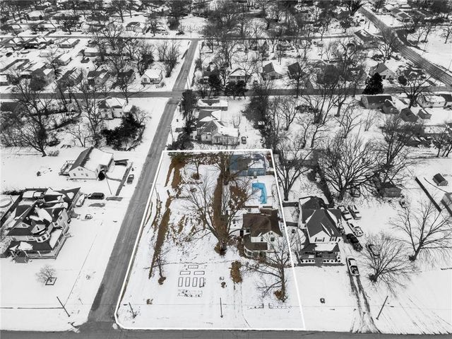 413 S Orchard Street, Clinton, MO 64735