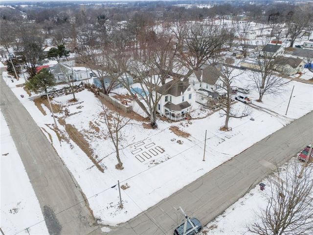413 S Orchard Street, Clinton, MO 64735