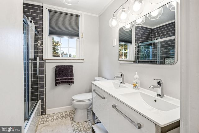 324 SINKLER RD, Wyncote, PA 19095
