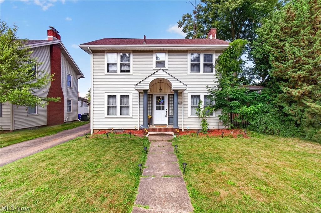 1815 Harvard Avenue NW, Canton, OH 44709
