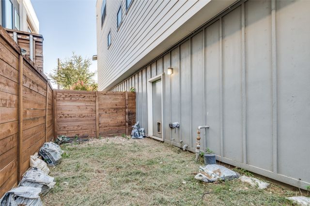 4415 Munger Avenue 2B, Dallas, TX 75204