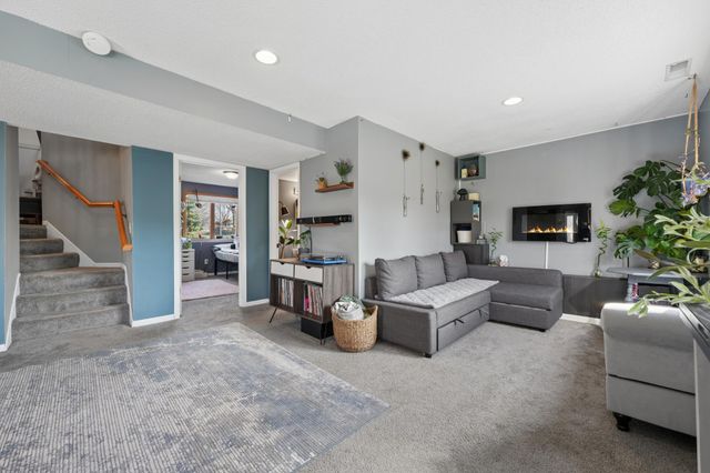 5509 W 134th Street, Savage, MN 55378