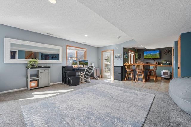 5509 W 134th Street, Savage, MN 55378