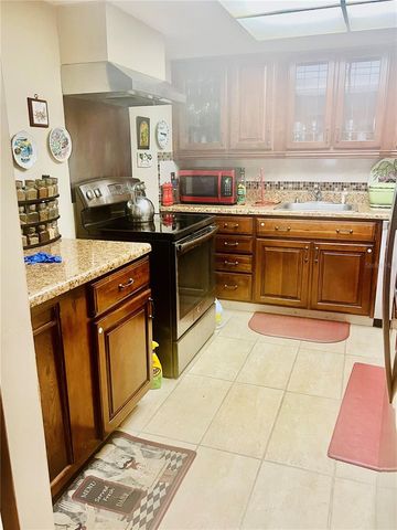 625 MIDWAY DRIVE B, Ocala, FL 34472