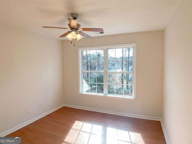 837 Winding Grove Lane, Loganville, GA 30052