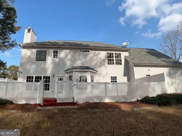 837 Winding Grove Lane, Loganville, GA 30052