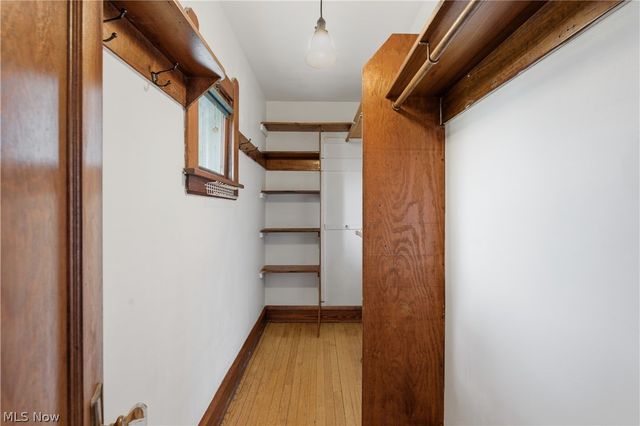 17212 Hilliard Road, Lakewood, OH 44107