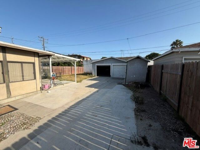 322 Magnolia Avenue, Inglewood, CA 90301