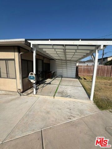 322 Magnolia Avenue, Inglewood, CA 90301