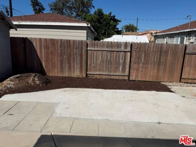 322 Magnolia Avenue, Inglewood, CA 90301