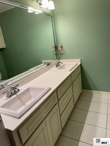 2731 BAYOU LANE, Monroe, LA 71201