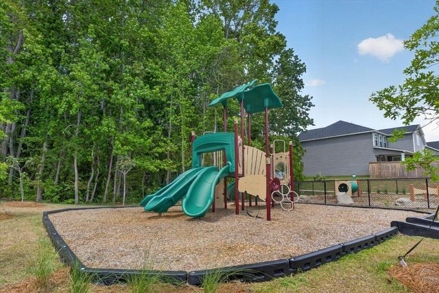 8614 Windsor Hill Boulevard, North Charleston, SC 29420