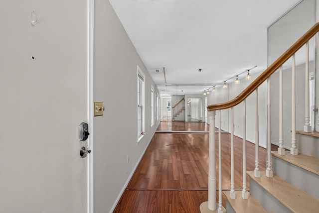 199 Erin Rd 199, Stoughton, MA 02072