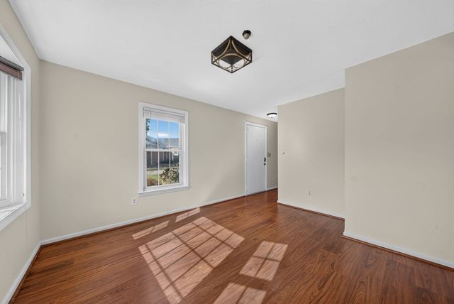 199 Erin Rd 199, Stoughton, MA 02072
