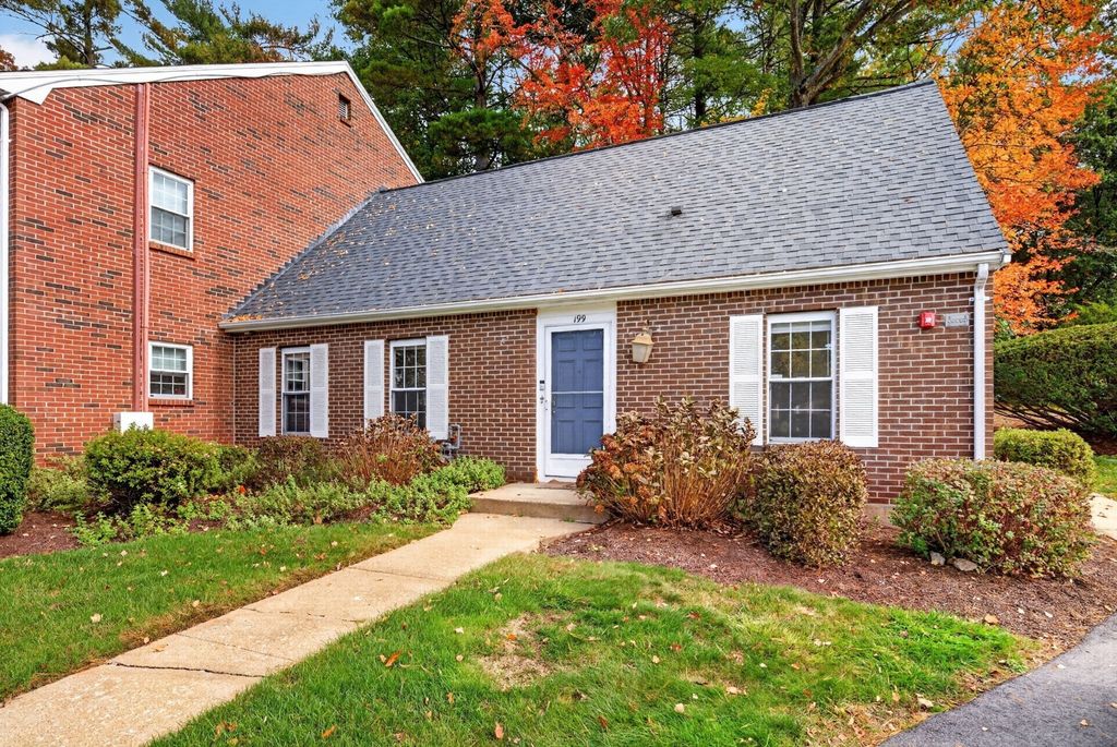 199 Erin Rd 199, Stoughton, MA 02072