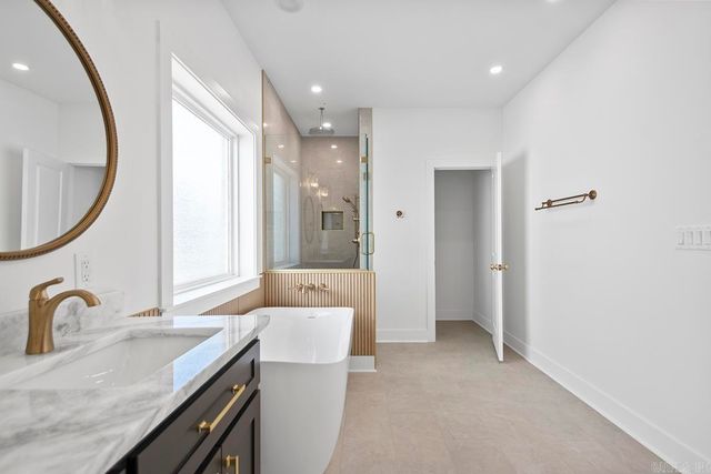 307 Kanis Ridge Drive, Little Rock, AR 72223