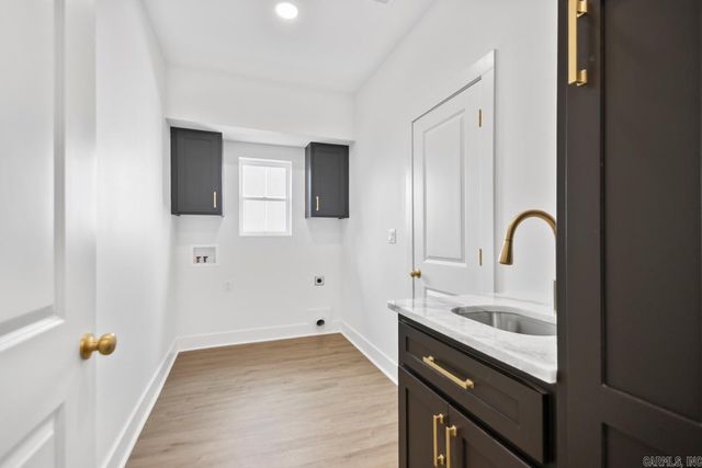 307 Kanis Ridge Drive, Little Rock, AR 72223