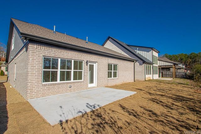 307 Kanis Ridge Drive, Little Rock, AR 72223