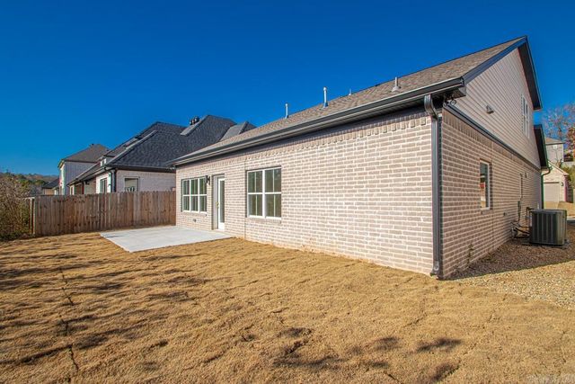 307 Kanis Ridge Drive, Little Rock, AR 72223