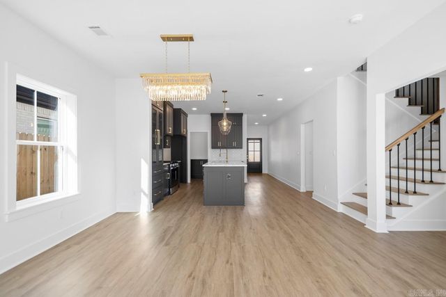 307 Kanis Ridge Drive, Little Rock, AR 72223