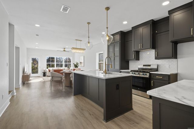 307 Kanis Ridge Drive, Little Rock, AR 72223