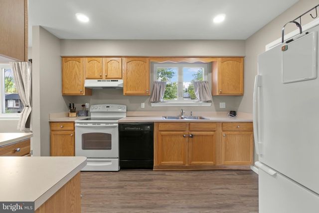 310 SPRING LAKE BLVD, Browns Mills, NJ 08015