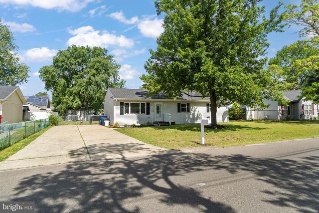 310 SPRING LAKE BLVD, Browns Mills, NJ 08015
