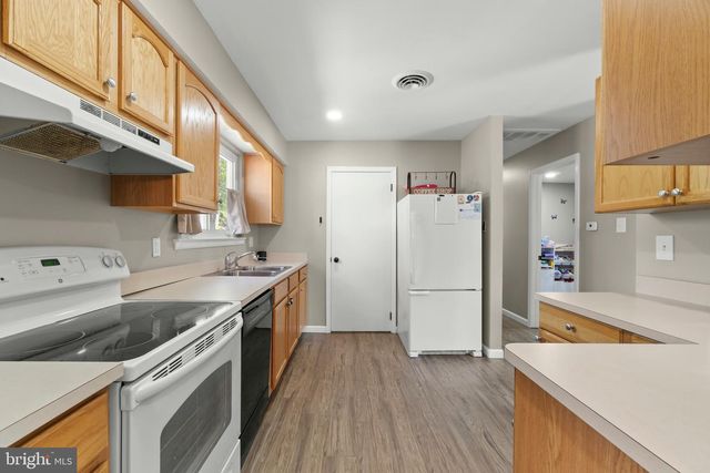 310 SPRING LAKE BLVD, Browns Mills, NJ 08015