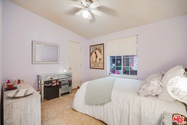 146 APACHE, Topanga, CA 90290