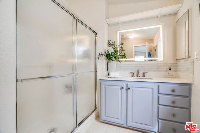 146 APACHE, Topanga, CA 90290