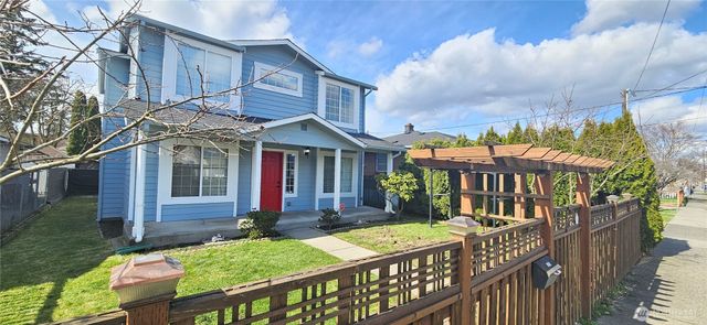209 Factory Avenue N, Renton, WA 98057