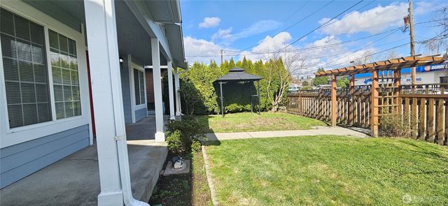 209 Factory Avenue N, Renton, WA 98057