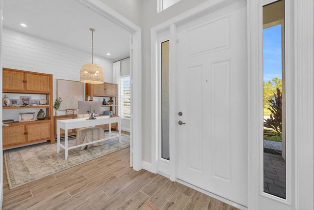 668 SW Riverwatch Place, Stuart, FL 34997