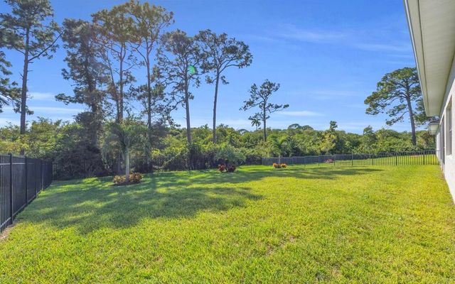 668 SW Riverwatch Place, Stuart, FL 34997