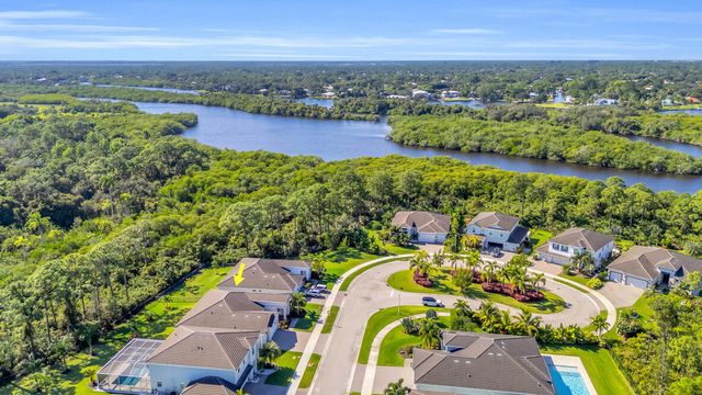 668 SW Riverwatch Place, Stuart, FL 34997