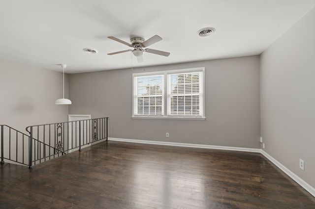 3241 Mayer Ln, Nashville, TN 37218