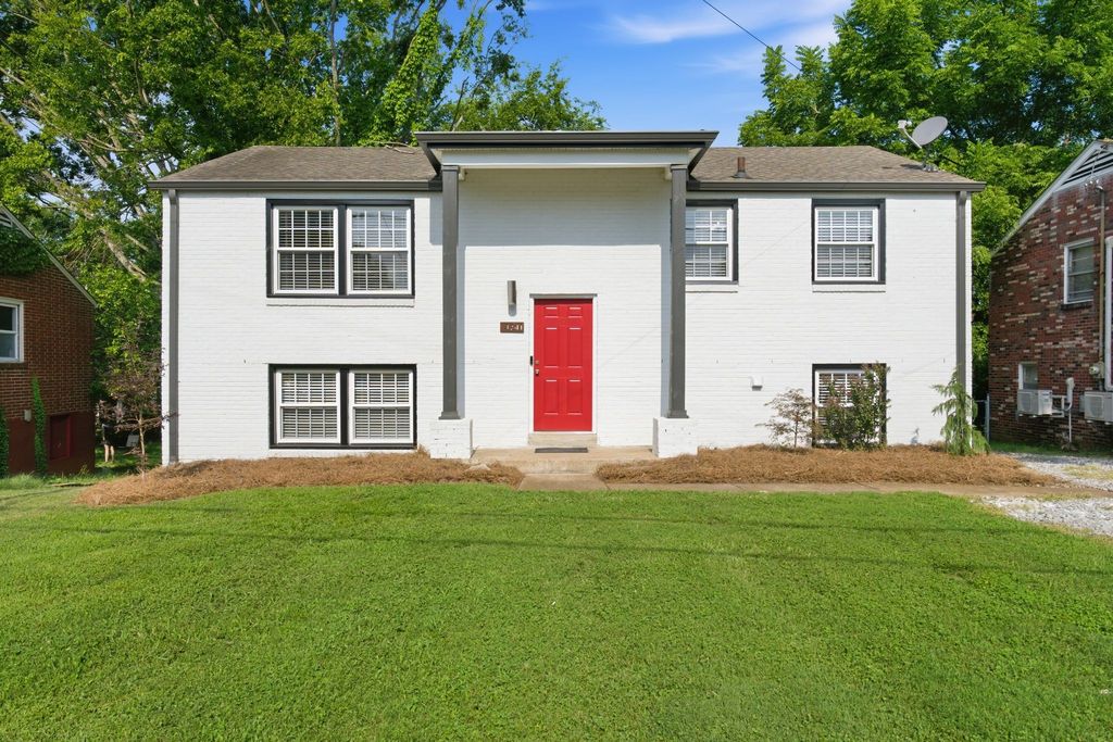 3241 Mayer Ln, Nashville, TN 37218