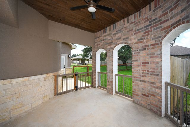 7606 Triple Leaf, China Grove, TX 78263
