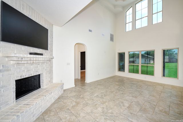 7606 Triple Leaf, China Grove, TX 78263